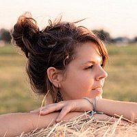 Лана Анохина